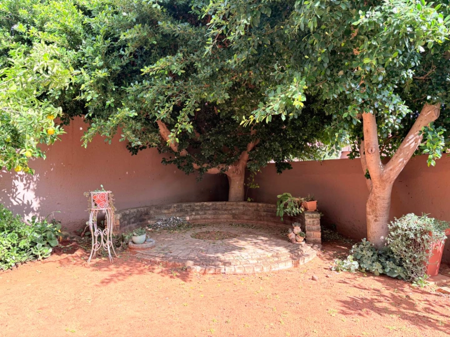 3 Bedroom Property for Sale in Woodland Hills Free State